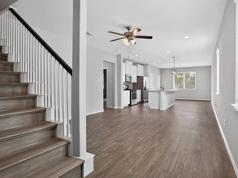 16817 Pink Wintergreen Dr — Photo 5