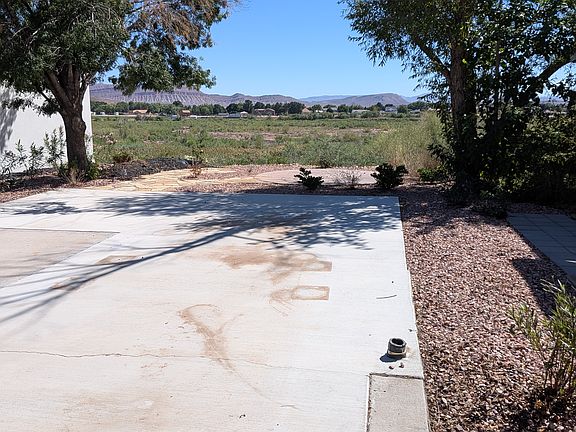 2nd image of 2990 E Riverside Dr Unit 271