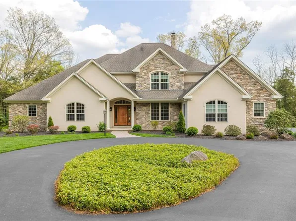 2165 Ward Rd, Pennsburg, PA 18073