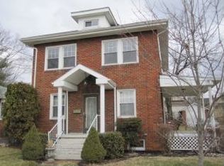 912 W Hillcrest Dr, Johnson City, TN 37604