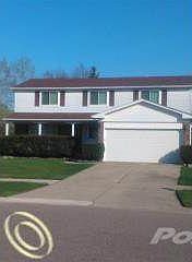 2nd image of 1826 Lakewood Dr