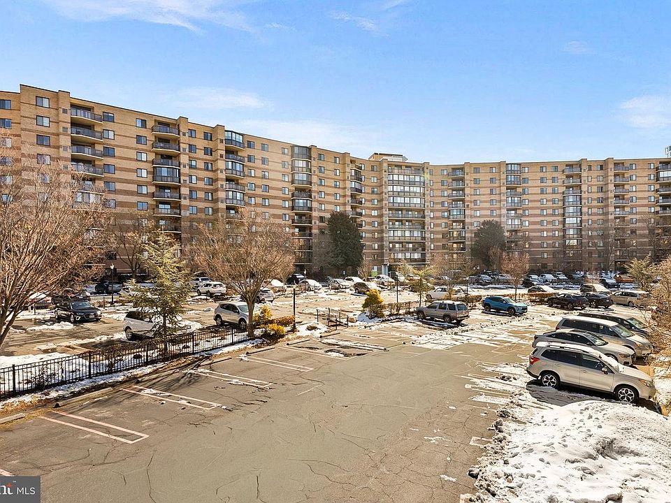 1st image of 8340 Greensboro Dr APT 118