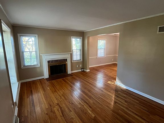 5th image of 7818 Wyoming St