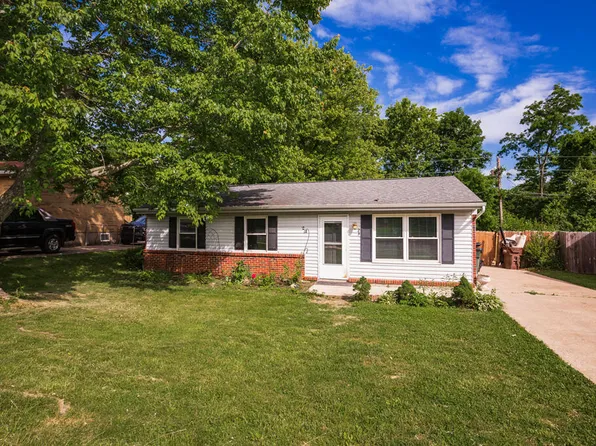 23 Plymouth Ln, Elsmere, KY 41018