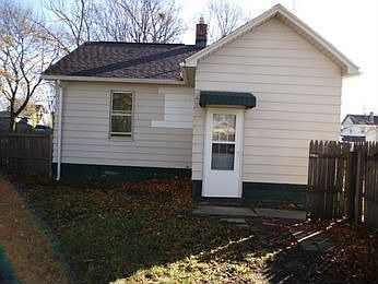 3rd image of 306 Chandler St
