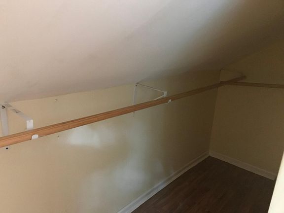 3rd image of 614 Fairview Ave