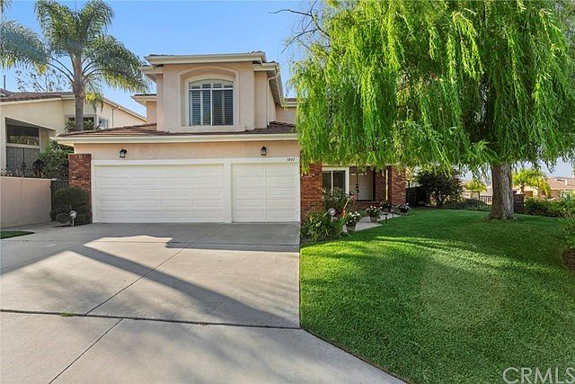 1001 S. Rexford Ln. Anaheim Hills, 92808  THIS HOME HAS SOLAR WHICH IS PAID OFF! WOW, 4 BEDROOMS 3 BATHROOMS, VIEWS FROM ALMOST 