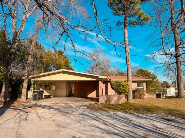 1608 McCann Rd, Longview, TX 75601
