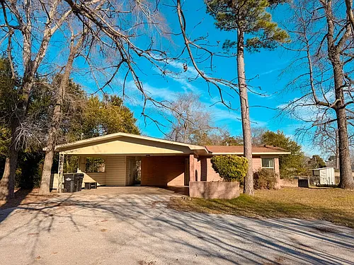 1608 McCann Rd Photo 1