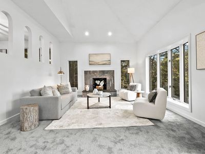 202 High Wood Drive, South Glastonbury, CT, 06073