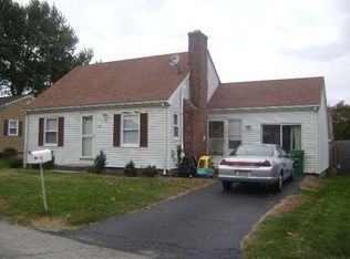 19 Maplehurst Ave, Warwick, RI 02889