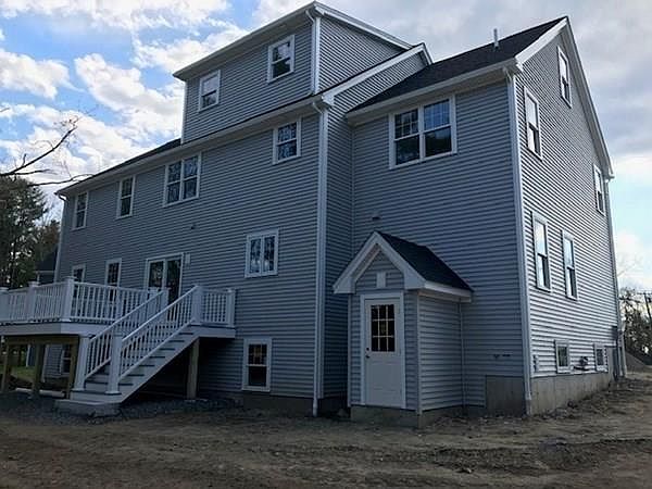 2nd image of 3 Murphy Ln