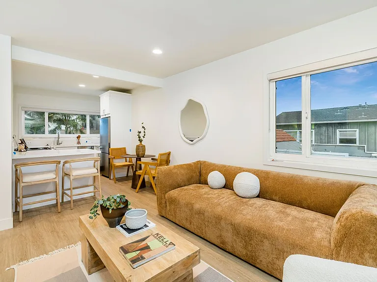 Sea Skiff Apartments Best Ocean View in Hermosa Beach — Photo 10