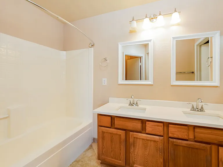 25670 W Saint Kateri Ct — Photo 11