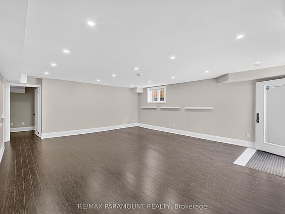 5th image of 38 York Rd