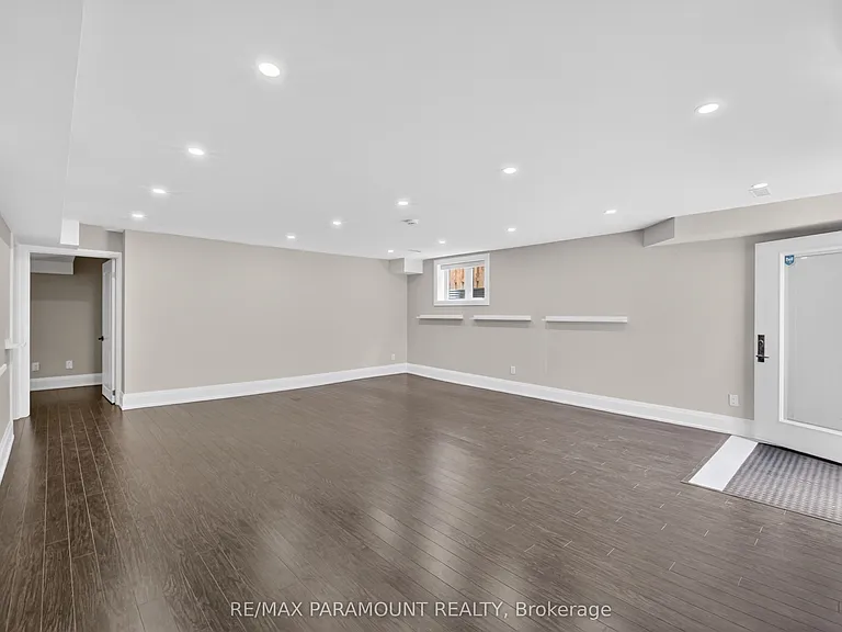 38 York Rd — Photo 5