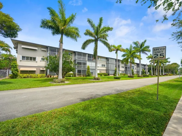 4900 Washington Street #314, Hollywood, FL 33021