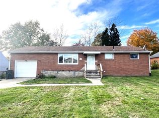 2951 Kirby Ave NE, Canton, OH 44705
