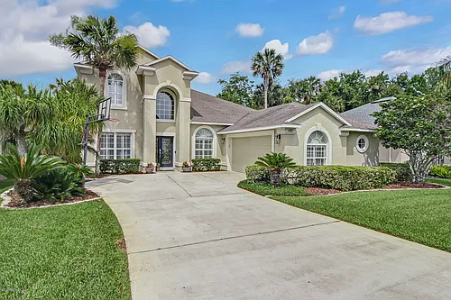 140 Oceans Edge Dr Photo 1