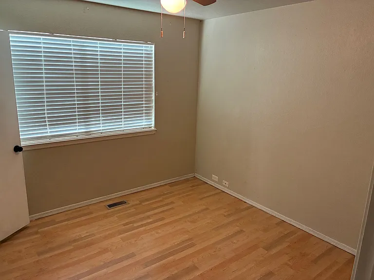 1749 Denim Ln — Photo 17