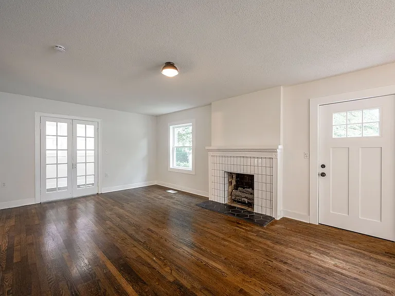 165 Hunt Ave — Photo 7