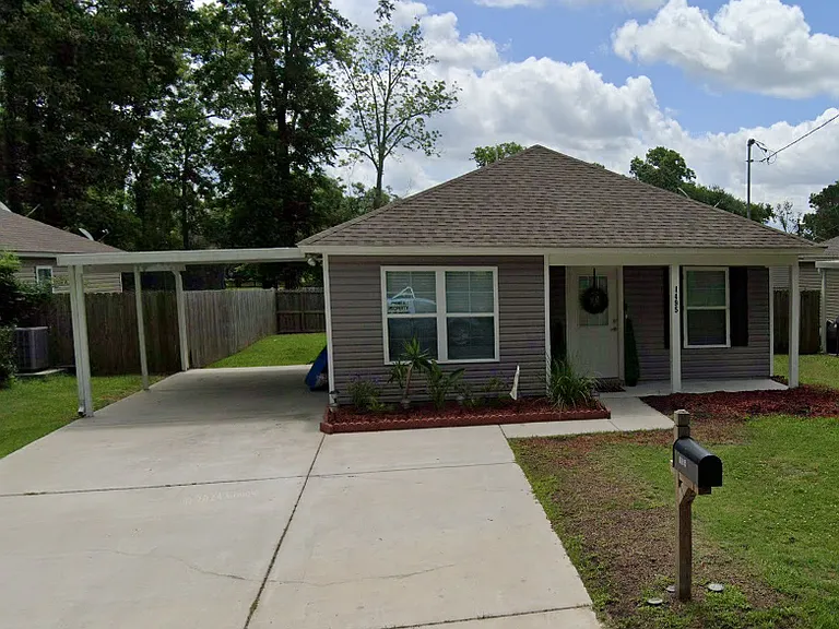 1491 Ravier Ln — Photo 1
