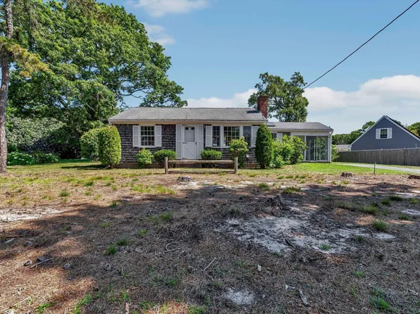 22 Maushops Path, West Yarmouth, MA 02673