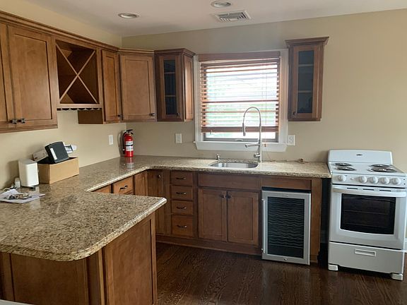 4th image of 3 Wyndham Dr