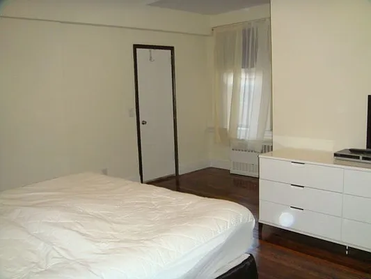 Rented by Luxury Property Group | media 6