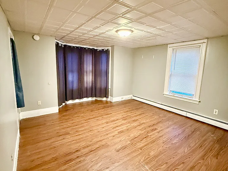13 Regan St #1 — Photo 3