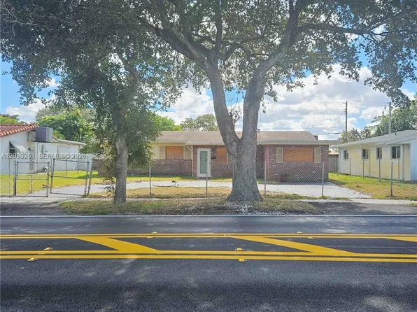 4506 Taft St, Hollywood, FL 33021