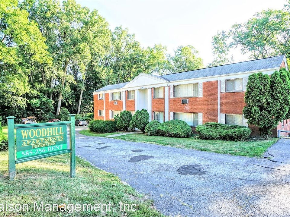 2nd image of 138-154 Woodhill Dr #1