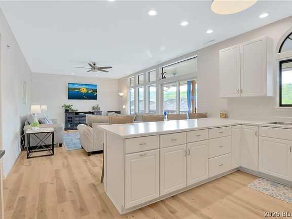 4th image of 611 Lazy Days Rd #L5