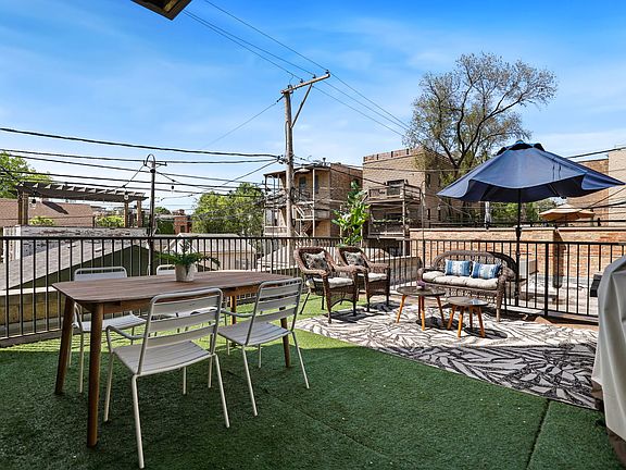 5th image of 2201 W Wabansia Ave APT 4