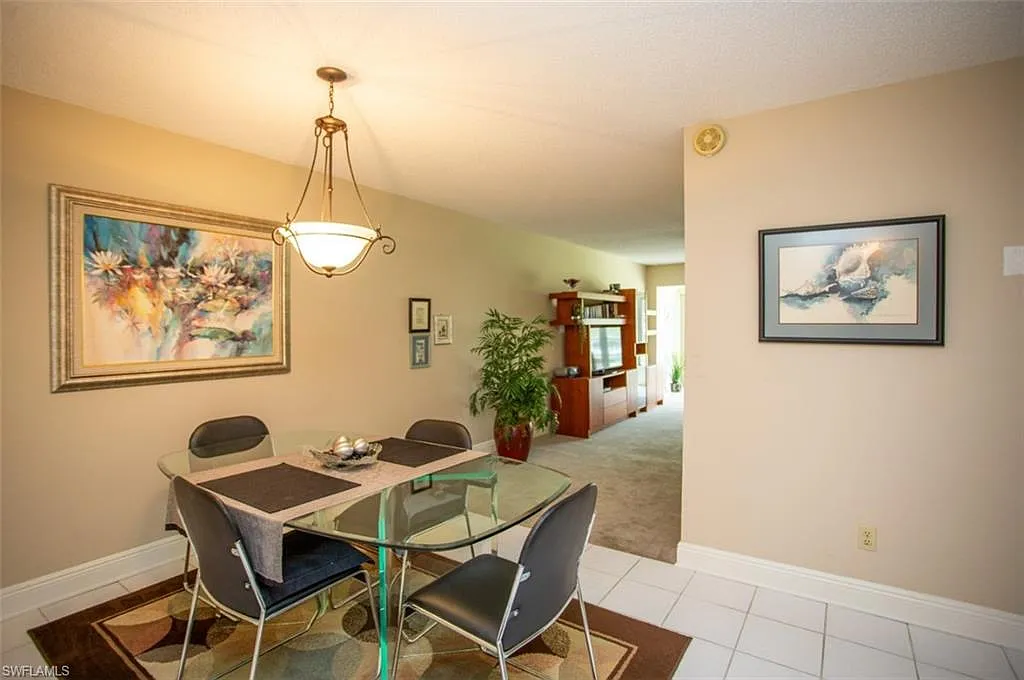 2 bed, 2.0 bath, 1126 sqft, $1,700 — Photo 4