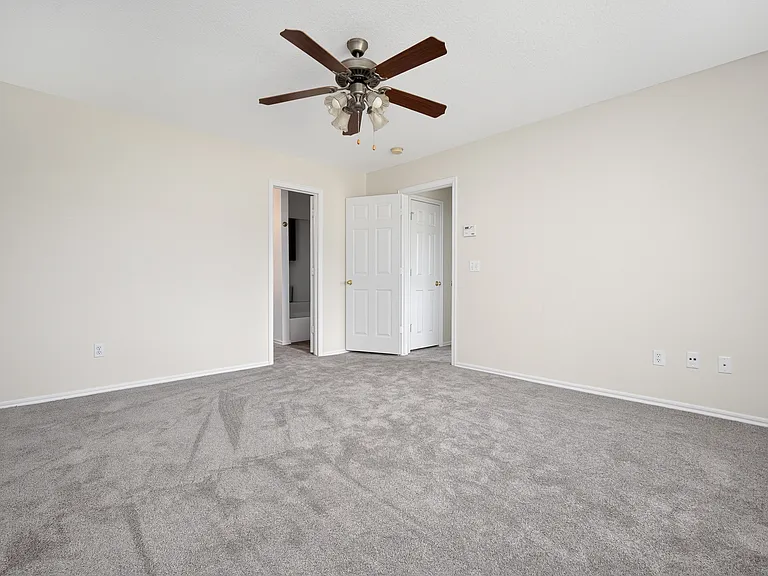 337 W Chantilly Way — Photo 11