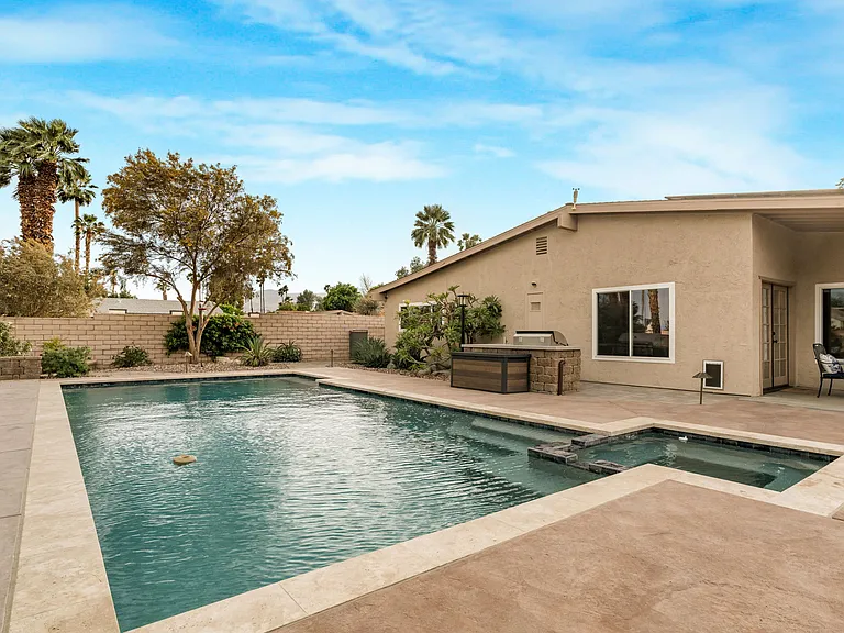 43260 Silktree Ln — Photo 34