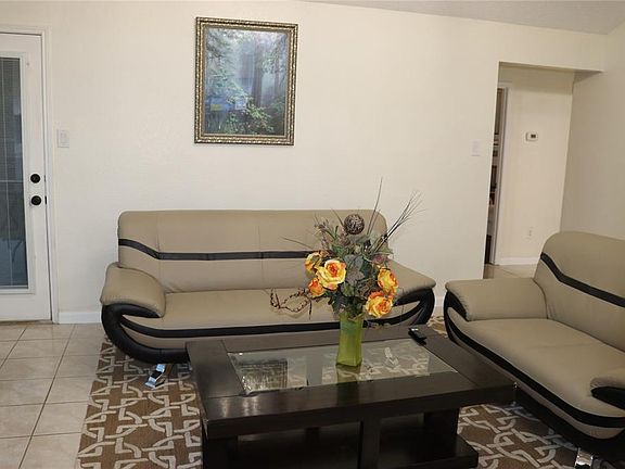4th image of 5900 Stone Meadow Ct
