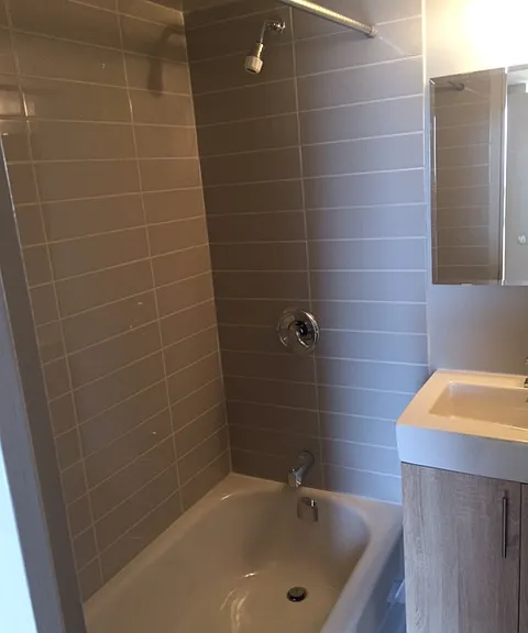 235 Somerset St W — Photo 19