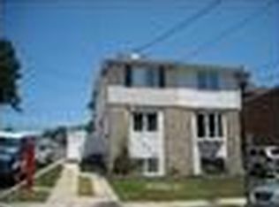 934 Clove Rd #A, Staten Island, NY 10301
