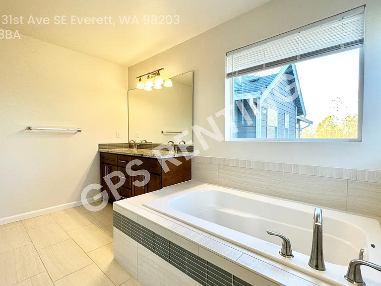 4621 31st Ave SE — Photo 13