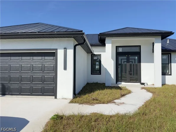 3024 NW Beechwood Cir, Labelle, FL 33935