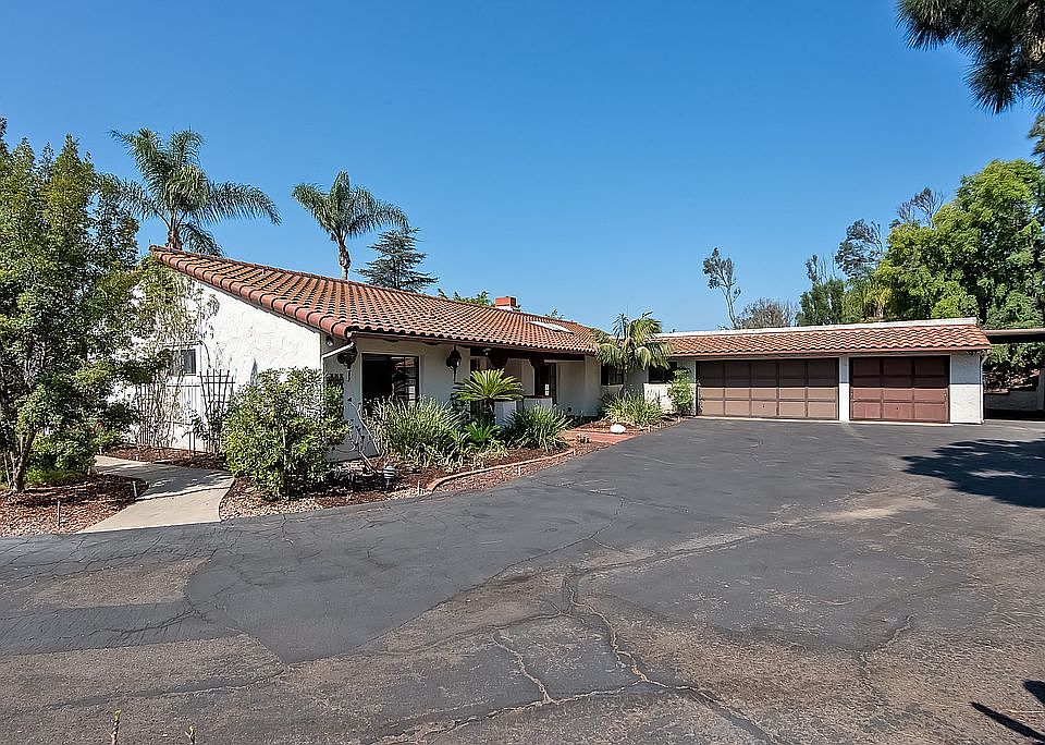 1st image of 218 Alta Mesa Dr