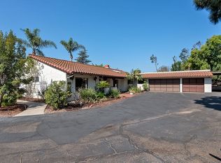 218 Alta Mesa Dr, Vista, CA 92084