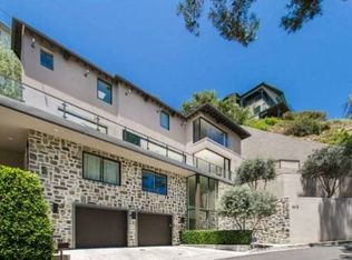 6415 W Rodgerton Dr, Los Angeles, CA 90068