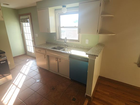 2nd image of 5806 Maryman Rd