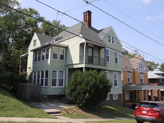 2nd image of 318 Walnut Ave #A