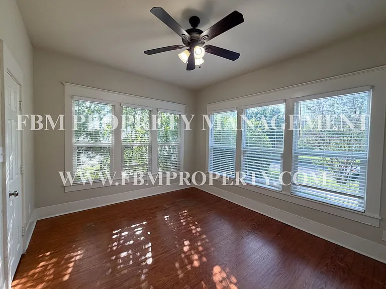 604 W Knox St — Photo 7