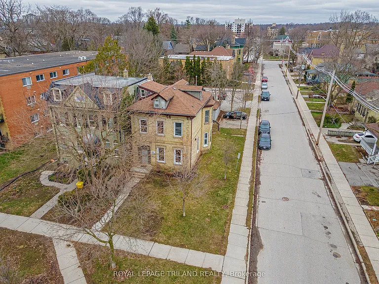434 Dufferin Ave #4A — Photo 7
