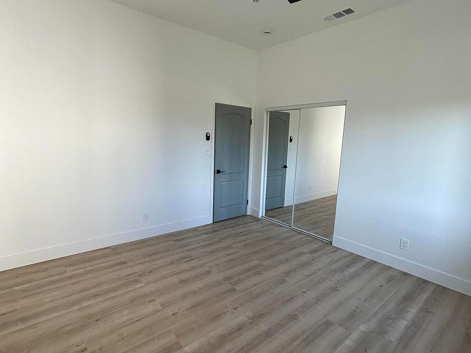 13th image of 8225 Dogwood Ave